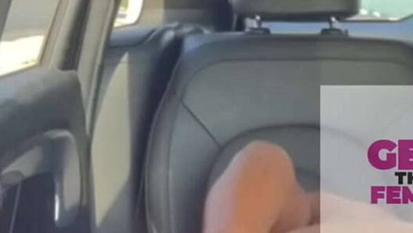 Ebony babe gets pussy fingered in car on ebonyporntube.net