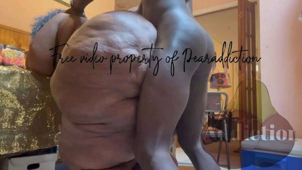 Ebony SSBBW Gets Hard Backshots From Behind on ebonyporntube.net