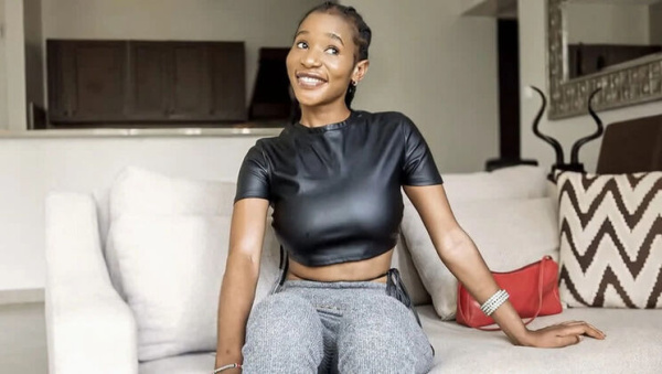 Big Tits Ebony Babe Deep Throats Big Dick For Casting Agent POV - Britain on ebonyporntube.net